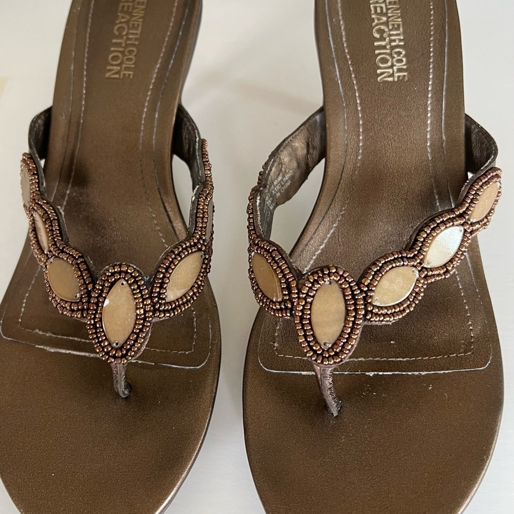 Kenneth Cole Reaction sandals, beaded top, brown metallic in color.